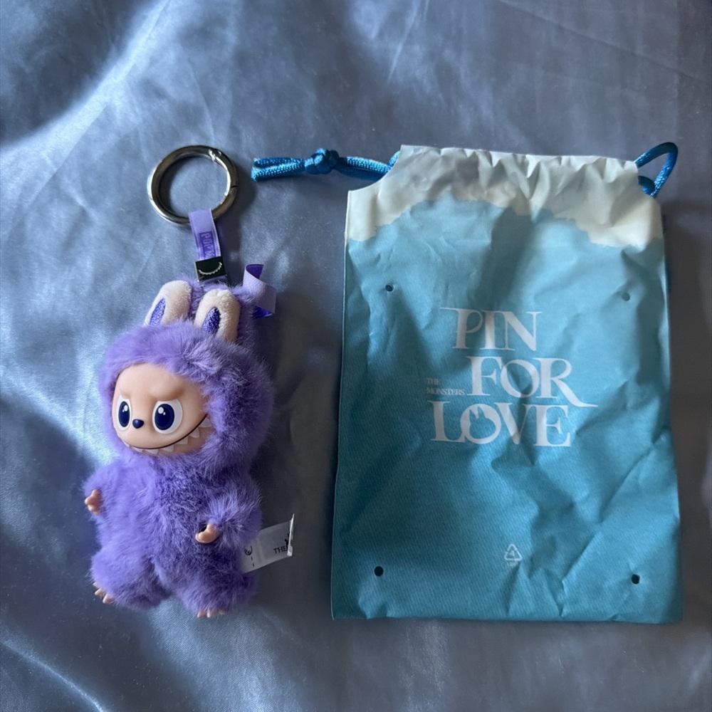 AUTHENTIC PIN FOR LOVE LABUBU LETTER T